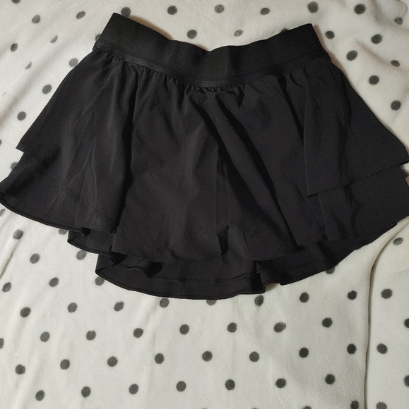 lululemon athletica Dresses & Skirts - Lululemon High Rise Court Rival Skirt